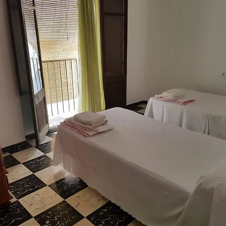 Daire Piso En El Centro Del Castillo Casa Kiko